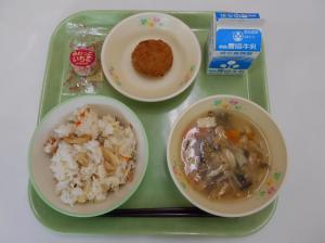 給食写真（４月17日）