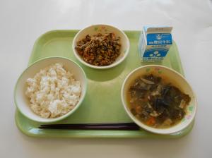 給食写真（５月13日）