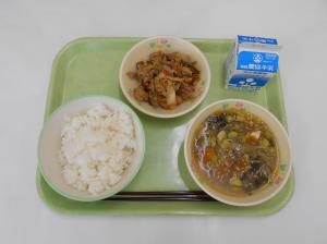 給食写真（３月５日）