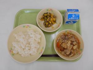 給食写真（５月28日）